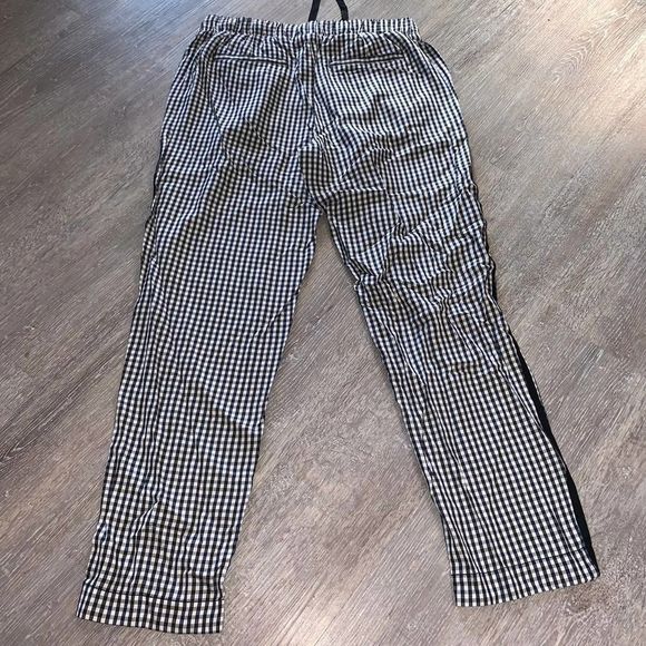 Black and white gingham joggers - Picture 2 of 3